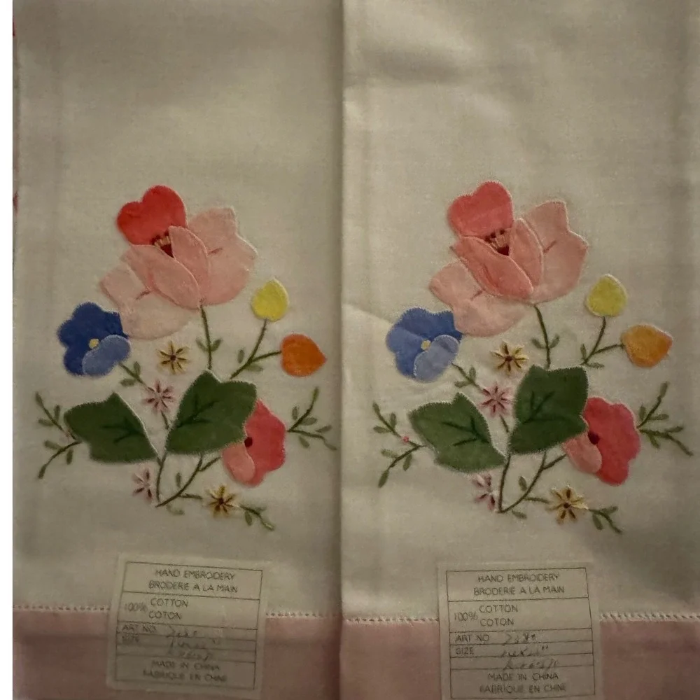 Vintage Hand Embroidered Floral Cotton Guest Towels Set of 2 Pink White 14x22